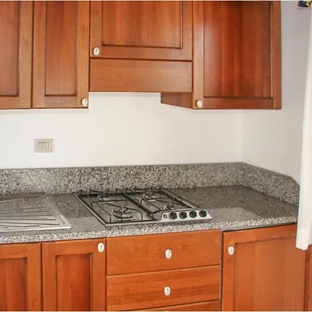 Awesome In Punta Su Turrione Apartment Punta de su Torrione